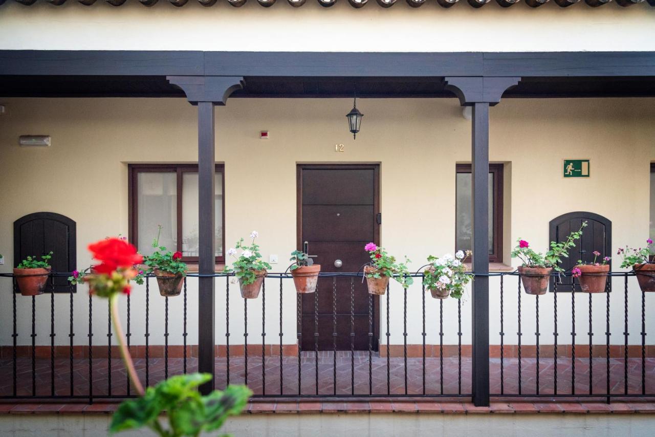 Hoteles Del Sur Sevilla Bagian luar foto