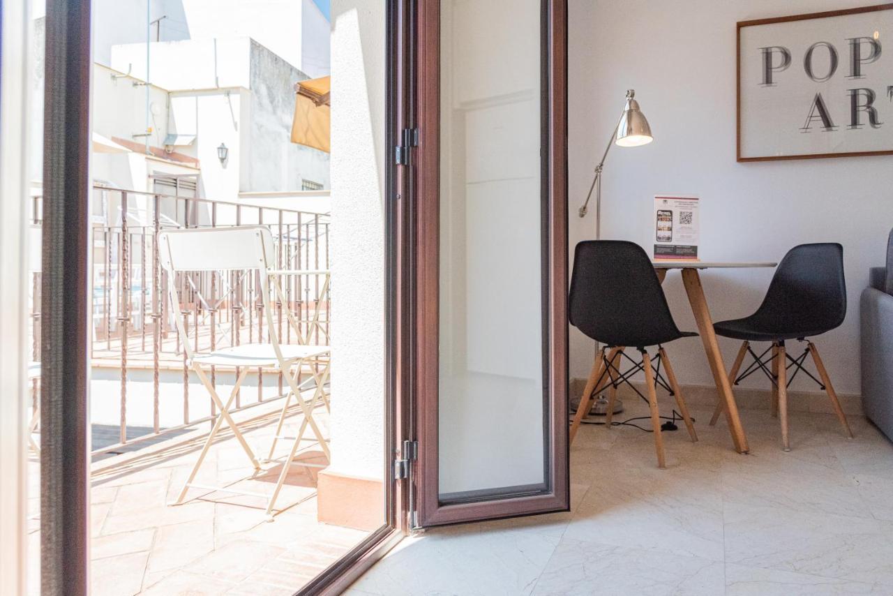 Hoteles Del Sur Sevilla Bagian luar foto
