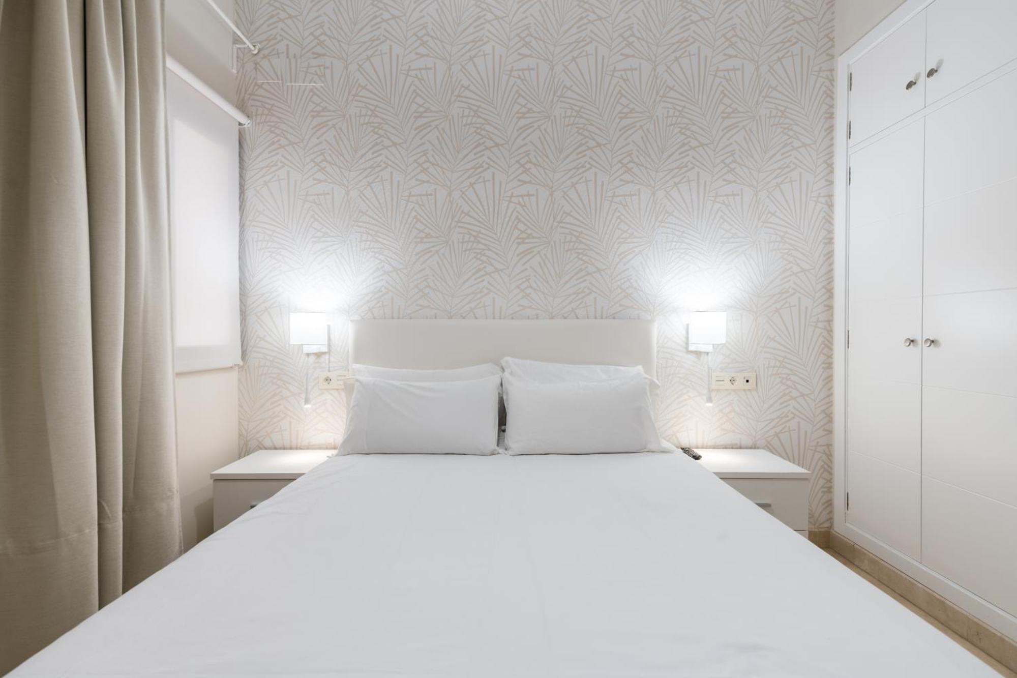 Hoteles Del Sur Sevilla Bagian luar foto