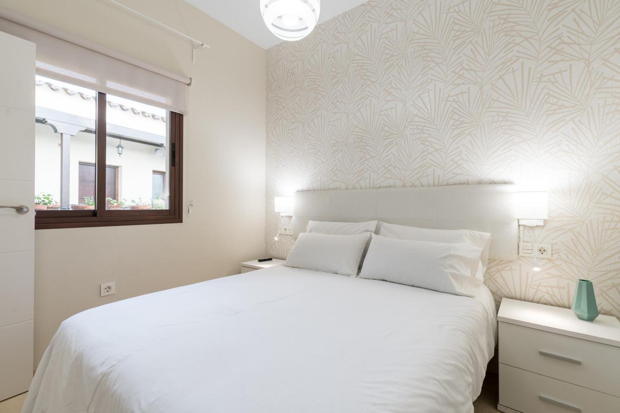 Hoteles Del Sur Sevilla Bagian luar foto