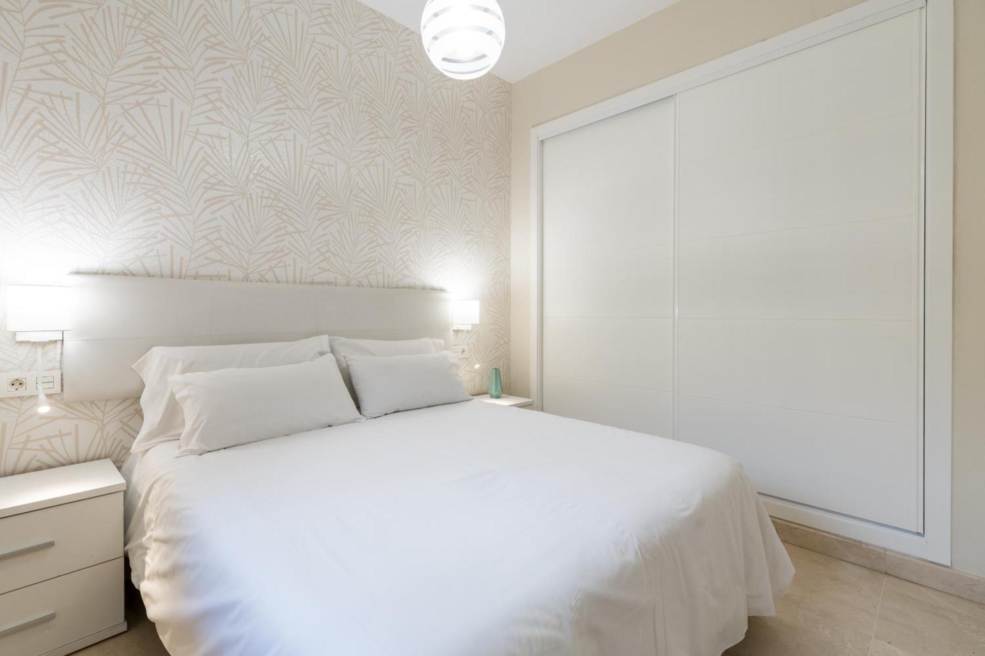 Hoteles Del Sur Sevilla Bagian luar foto