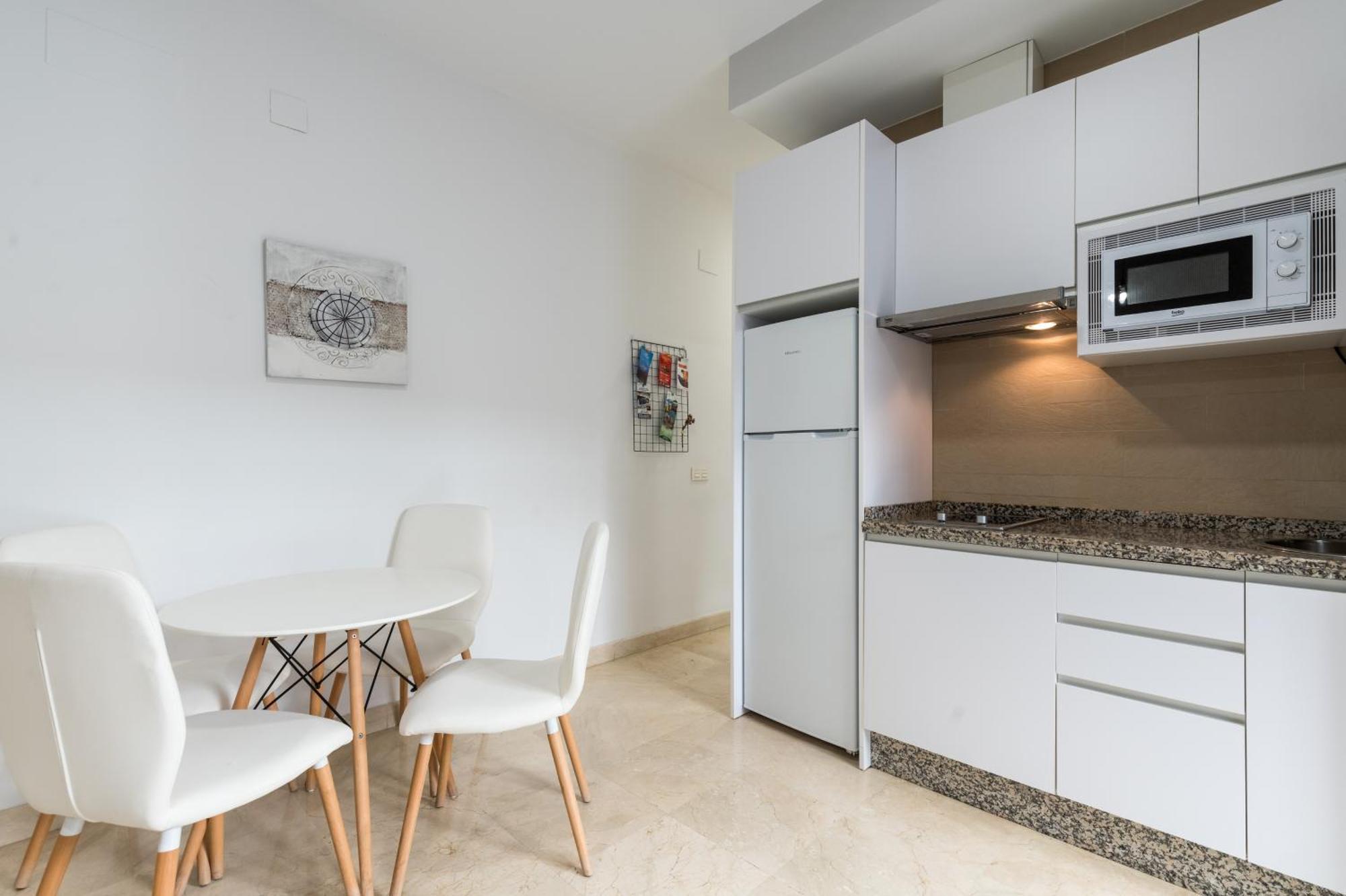 Hoteles Del Sur Sevilla Bagian luar foto