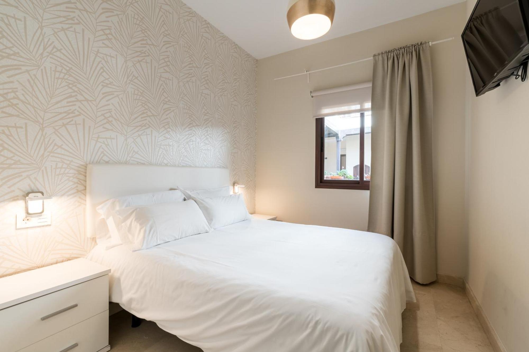 Hoteles Del Sur Sevilla Bagian luar foto