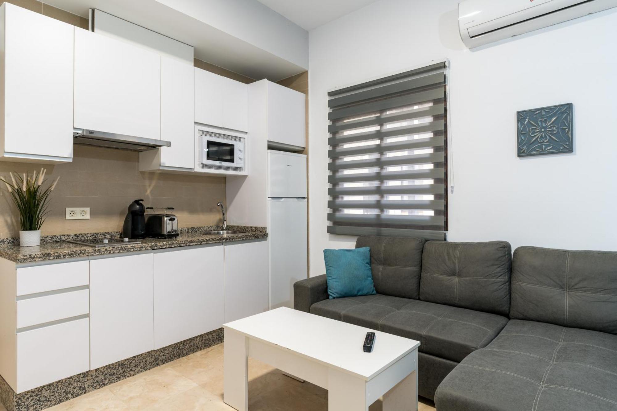Hoteles Del Sur Sevilla Bagian luar foto