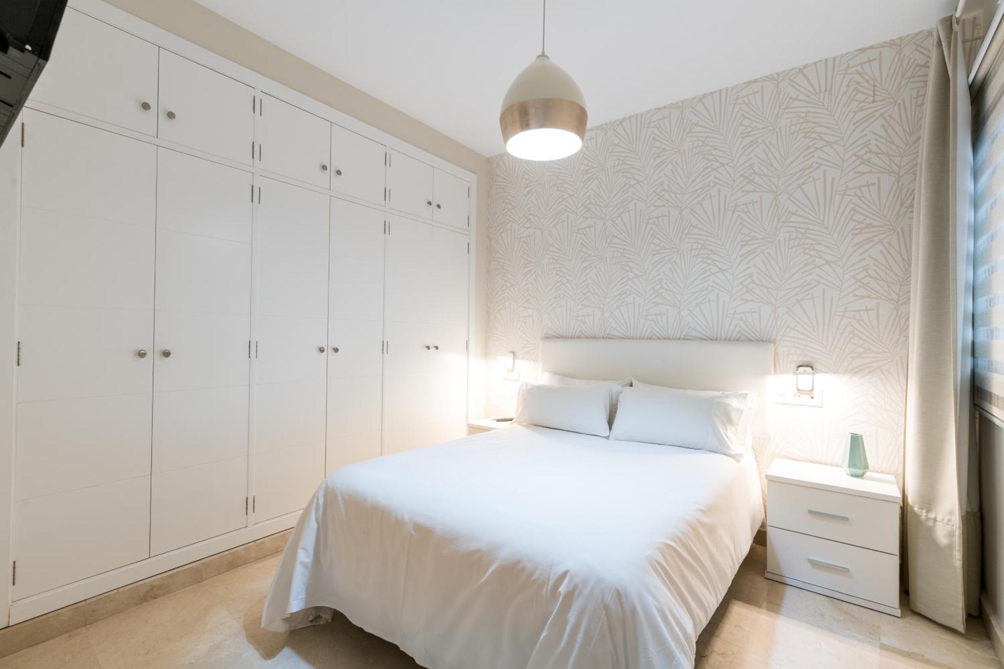Hoteles Del Sur Sevilla Bagian luar foto